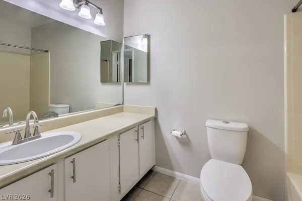 $1,025 | 2981 Country Manor Lane, Unit 122, Las Vegas, NV 89115