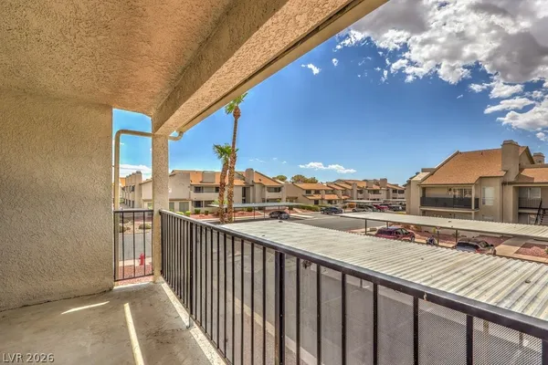 $1,025 | 2981 Country Manor Lane, Unit 122, Las Vegas, NV 89115