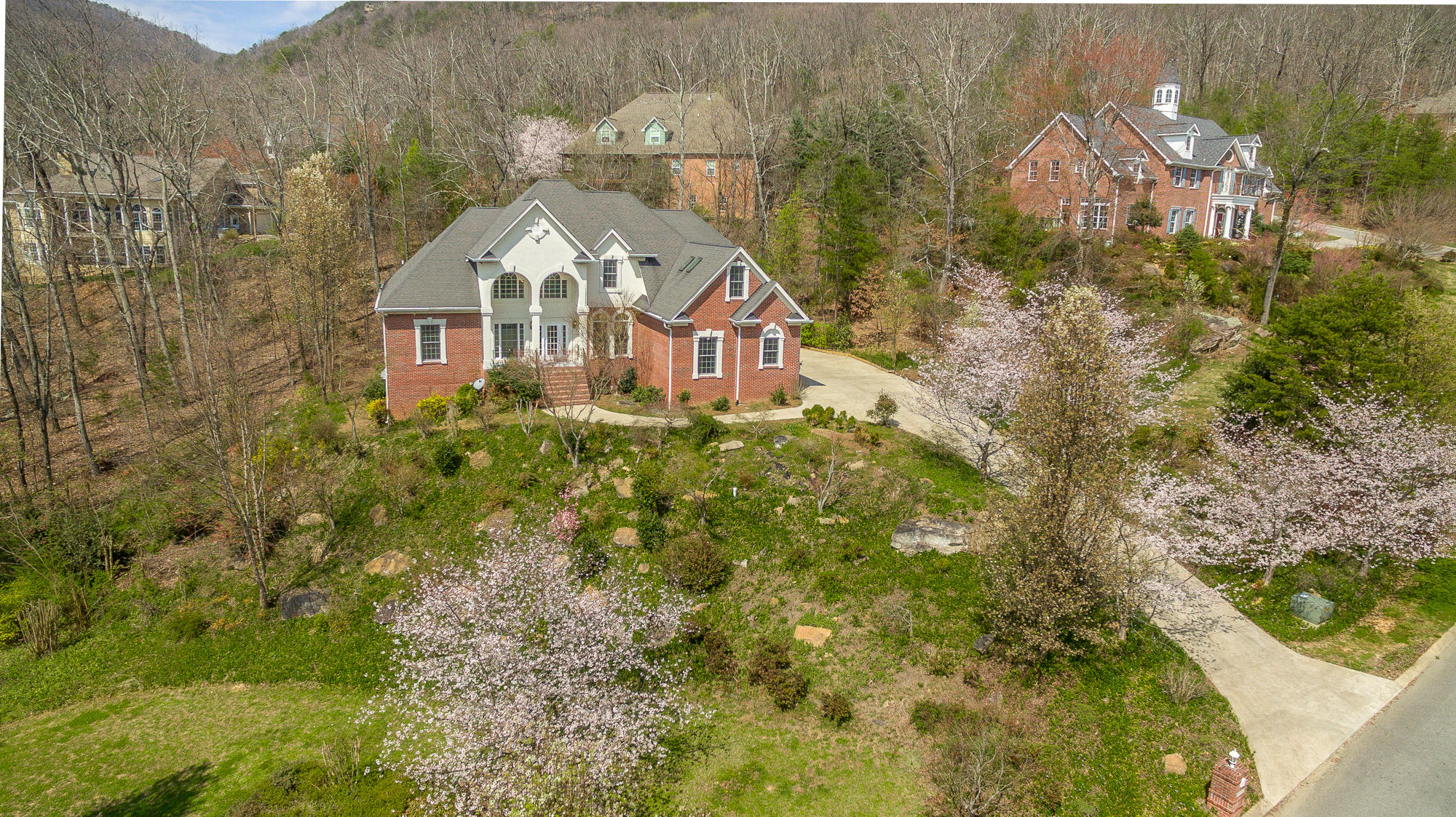 7567 Rocky Ledge Road Hixson, TN 37343 - Photo 3 of 40 7567 Rocky Ledge Road-35