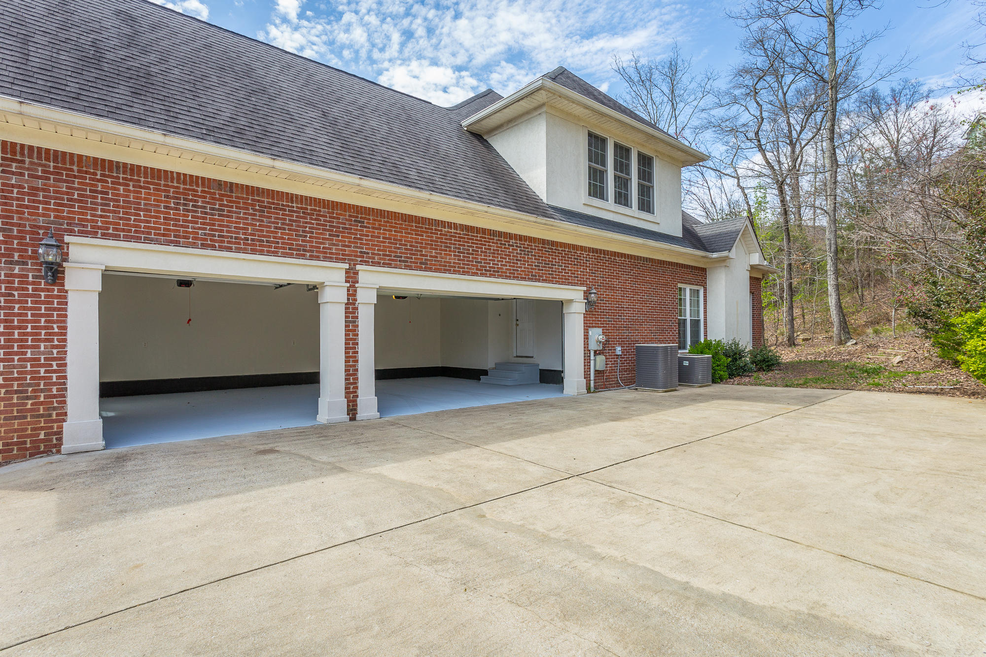 7567 Rocky Ledge Road Hixson, TN 37343 - Photo 6 of 40 7567 Rocky Ledge Road-32