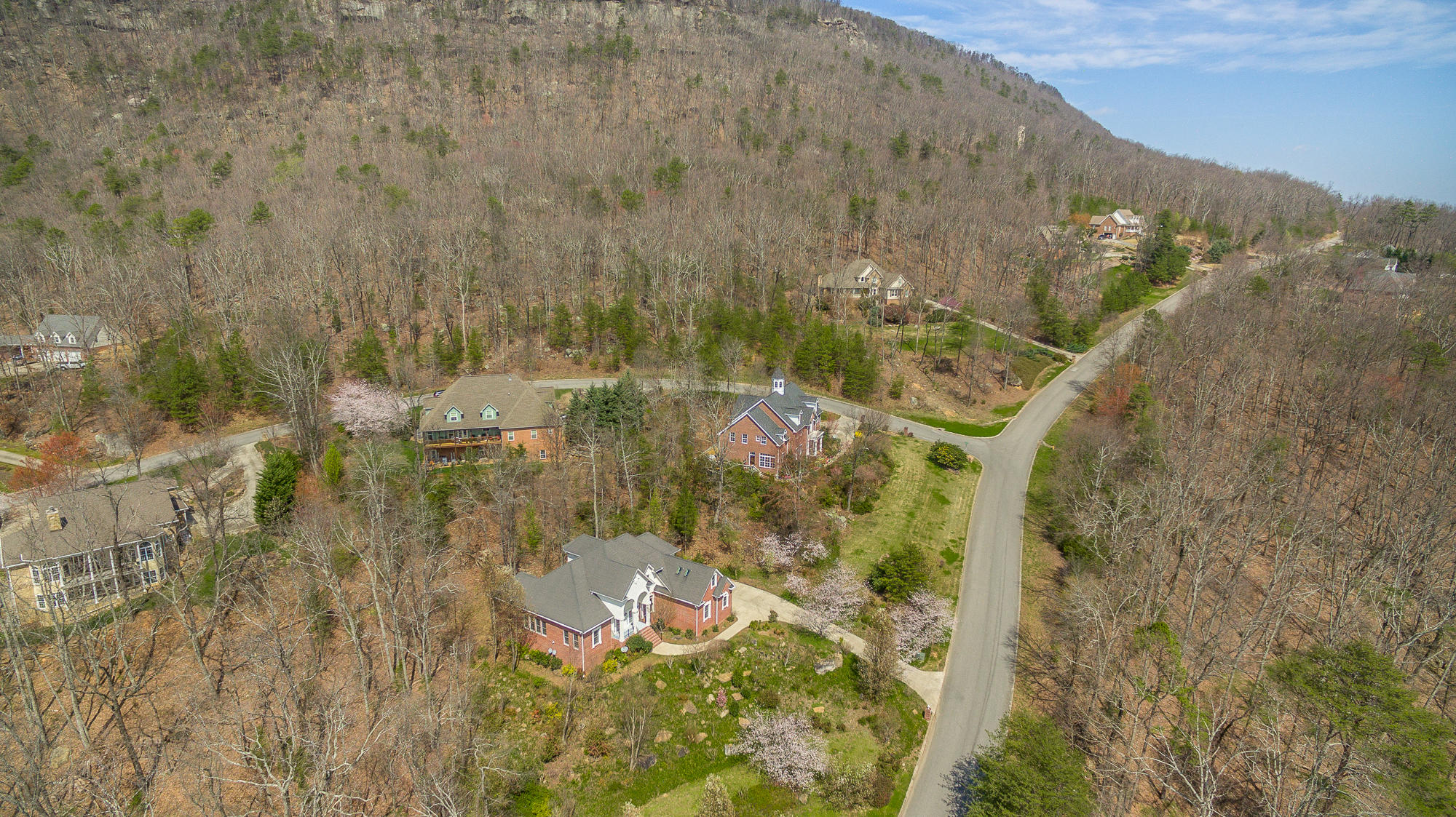 7567 Rocky Ledge Road Hixson, TN 37343 - Photo 7 of 40 7567 Rocky Ledge Road-36
