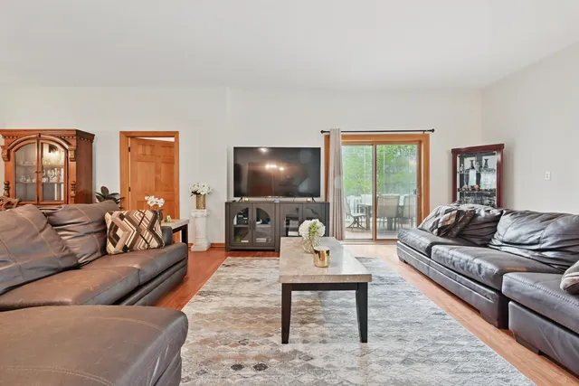 $499,900 | 1691 Bangor Road, Clinton, ME 04927