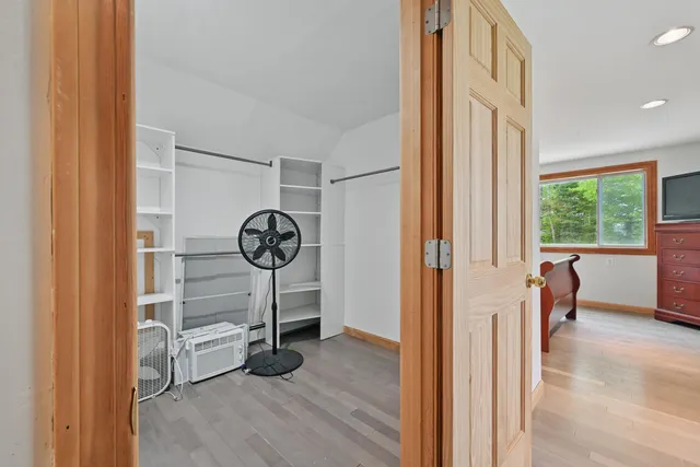 $499,900 | 1691 Bangor Road, Clinton, ME 04927