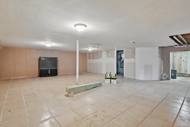 $499,900 | 1691 Bangor Road, Clinton, ME 04927