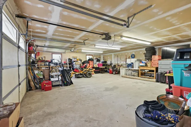 $499,900 | 1691 Bangor Road, Clinton, ME 04927