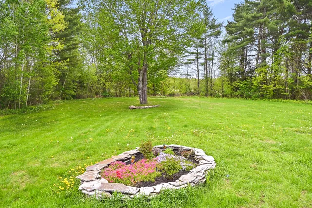 $499,900 | 1691 Bangor Road, Clinton, ME 04927