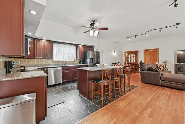 $499,900 | 1691 Bangor Road, Clinton, ME 04927