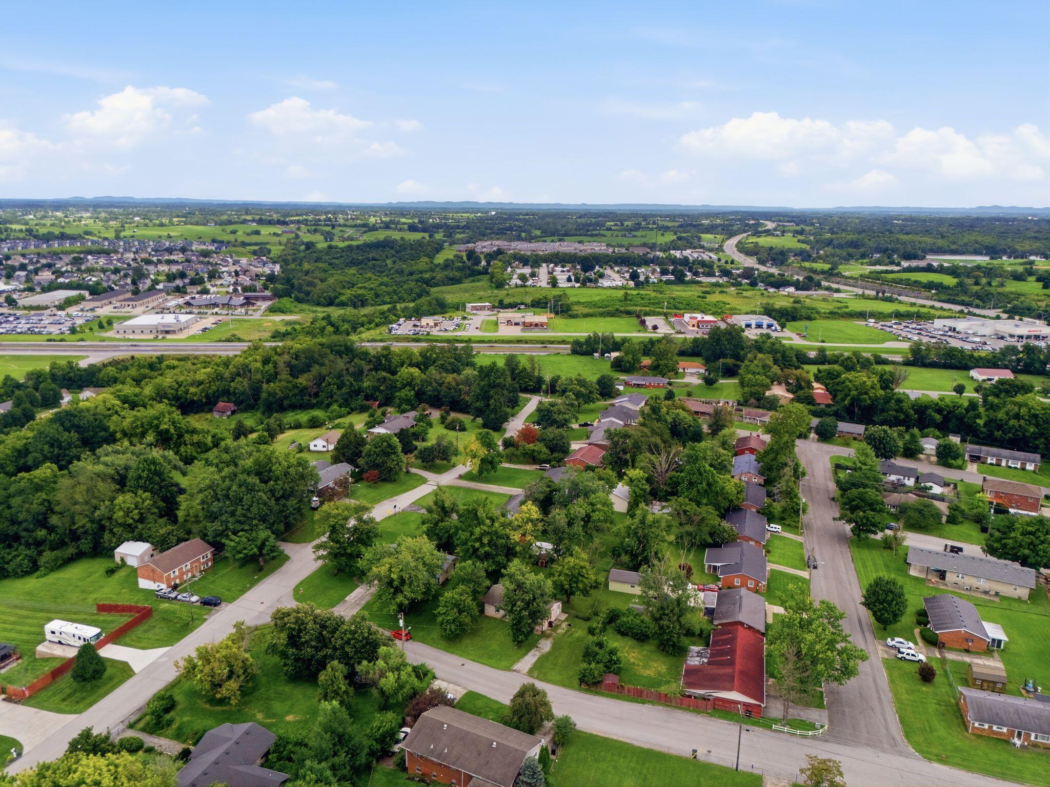 203 Dennis Street Richmond, KY 40475 - Photo 31 of 39 1_dji_20260803144536_0072_d