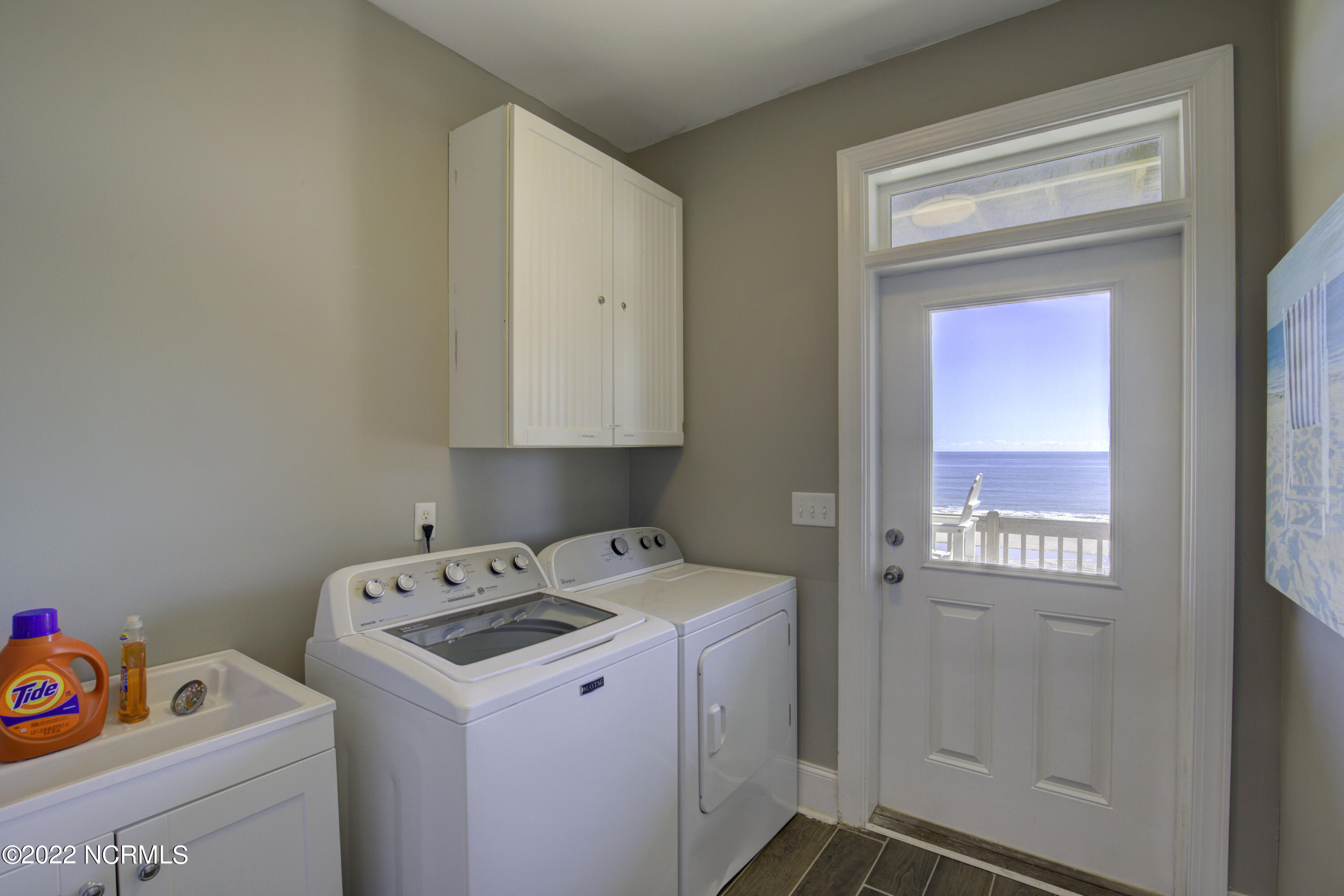 448 New River Inlet Road North Topsail Beach, NC 28460 - Photo 27 of 52 448 New River Inlet Road - Interiors_57