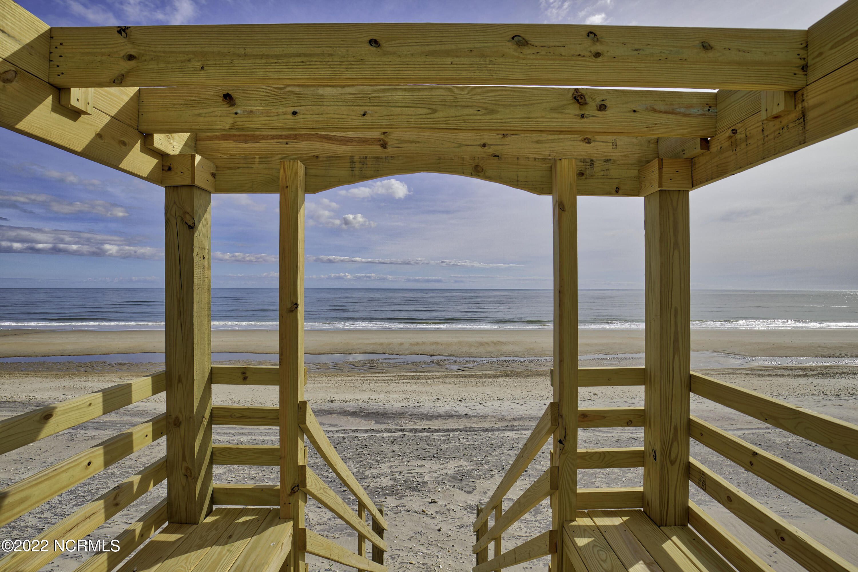 448 New River Inlet Road North Topsail Beach, NC 28460 - Photo 36 of 52 448 New River Inlet Road - Interiors_40