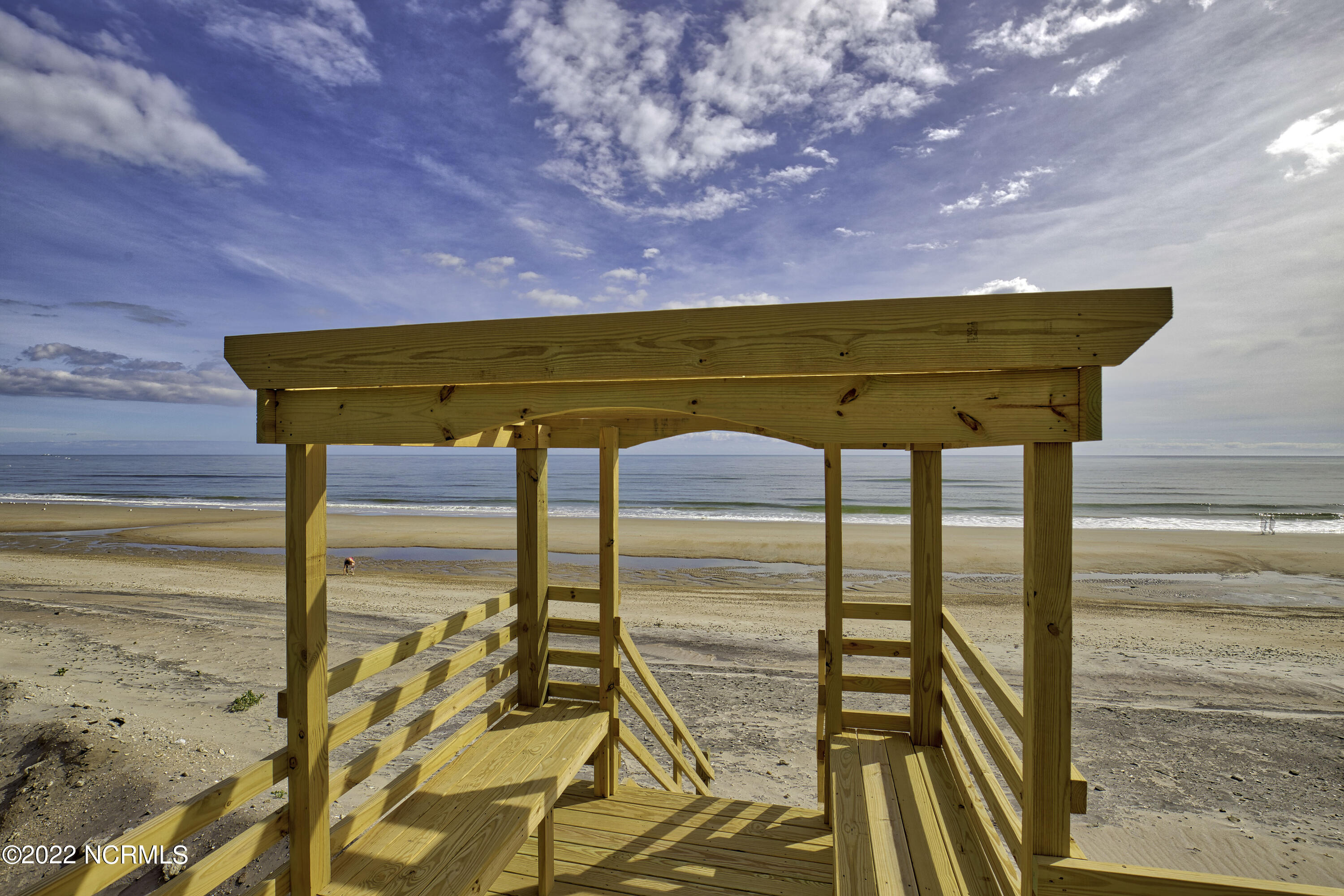 448 New River Inlet Road North Topsail Beach, NC 28460 - Photo 37 of 52 448 New River Inlet Road - Interiors_43