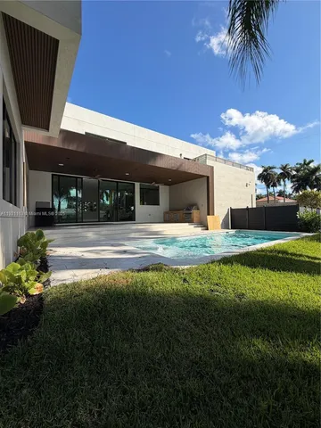 $3,800,000 | 1380 Hollywood Boulevard, Hollywood, FL 33019