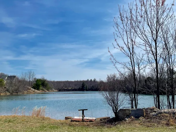 $899,000 | 8 Kickapoo Drive, Hazleton, PA 18202