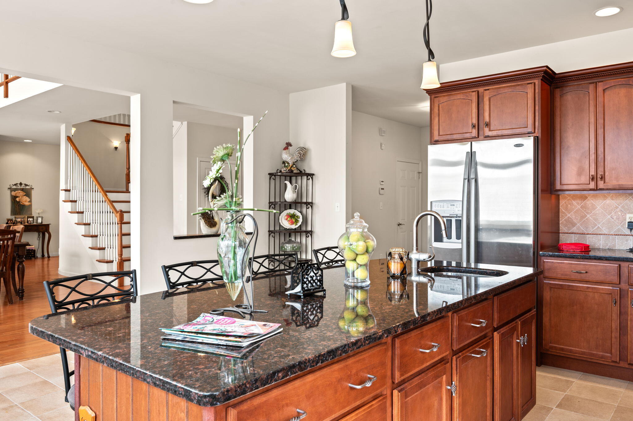 8 Kickapoo Drive Hazleton, PA 18202 - Photo 6 of 121 Center island