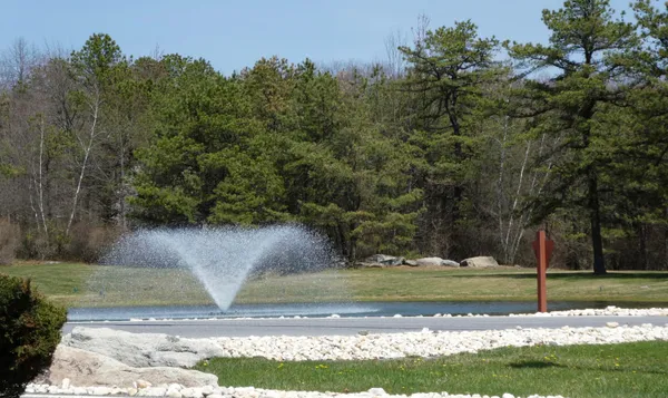 $899,000 | 8 Kickapoo Drive, Hazleton, PA 18202