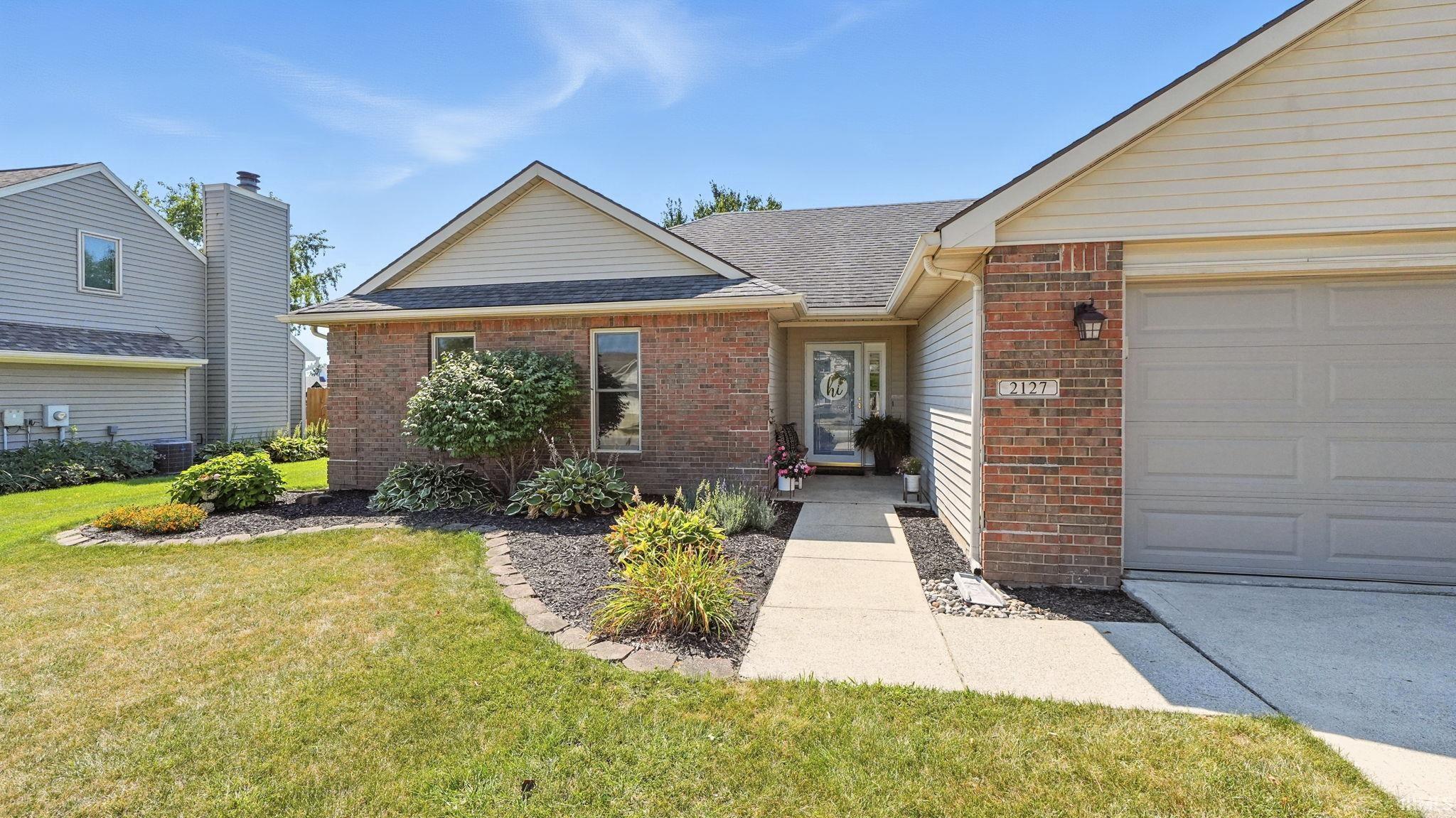 2127 Sweet Cider Road Fort Wayne, IN 46818 - Photo 1 of 36
