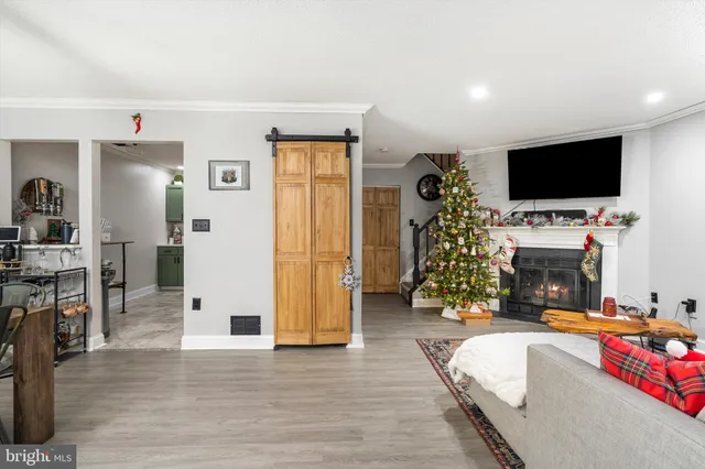 $345,000 | 38 Chambord Court, Hamilton, NJ 08619