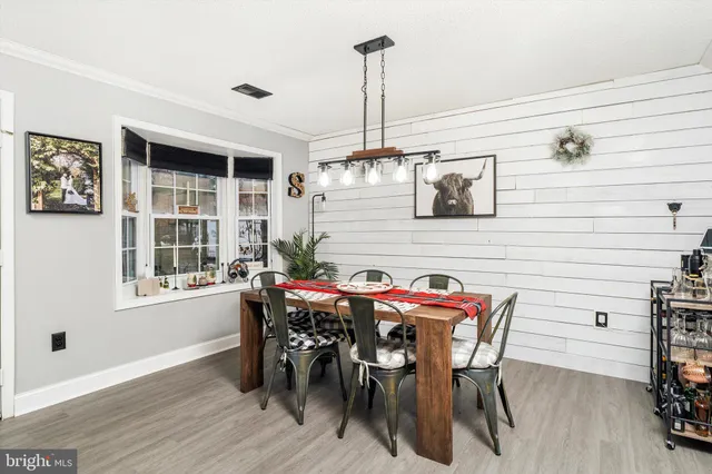 $345,000 | 38 Chambord Court, Hamilton, NJ 08619