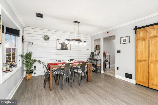 $345,000 | 38 Chambord Court, Hamilton, NJ 08619