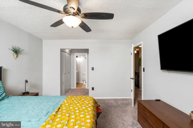 $345,000 | 38 Chambord Court, Hamilton, NJ 08619