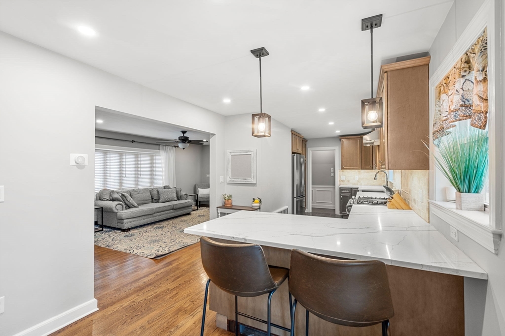 7 Plaza Road Wakefield, MA 01880 - Photo 8 of 24 Gallery Image 8