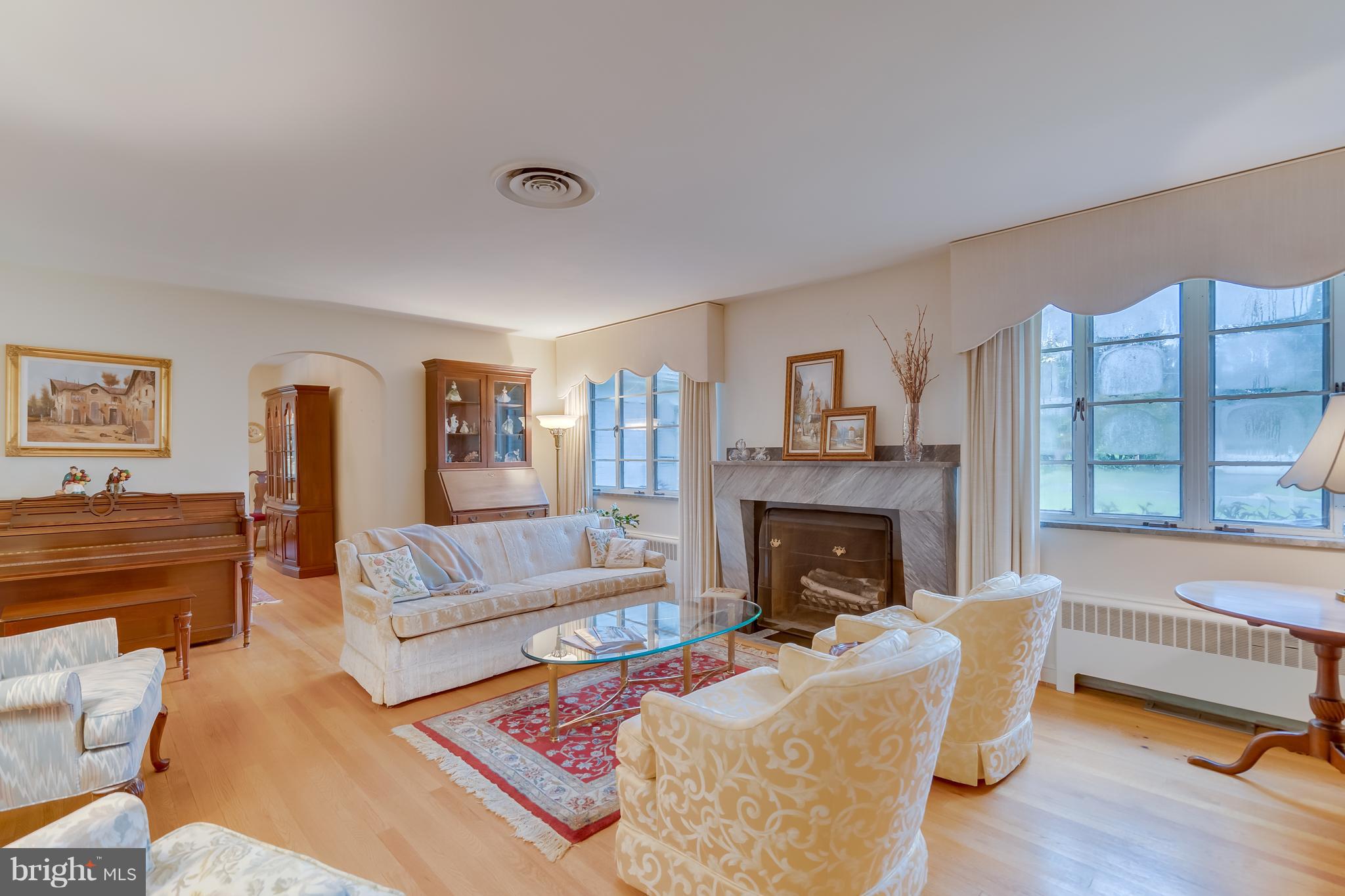 3507 Saul Road Kensington, MD 20895 - Photo 7 of 30 Living Room