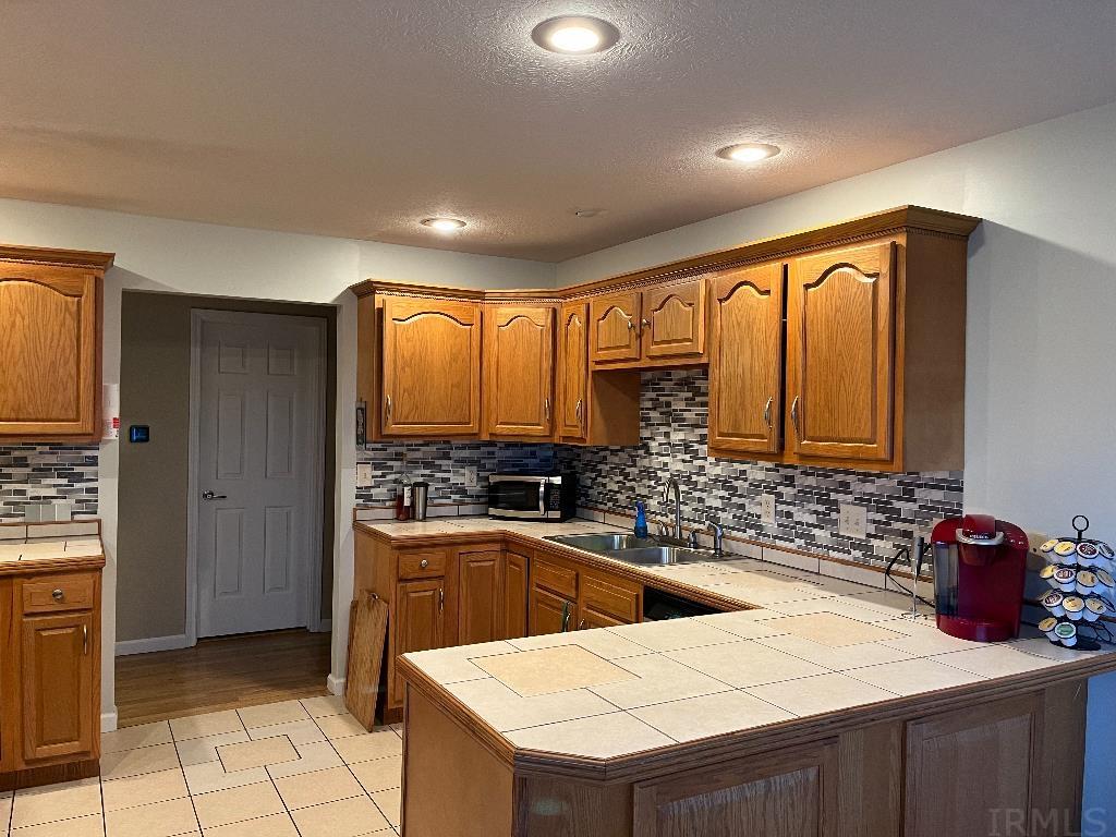 5304 West Petty Road Muncie, IN 47304 - Photo 12 of 25 Gallery Image 12