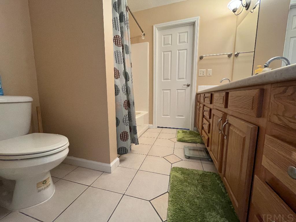 5304 West Petty Road Muncie, IN 47304 - Photo 8 of 25 Gallery Image 8