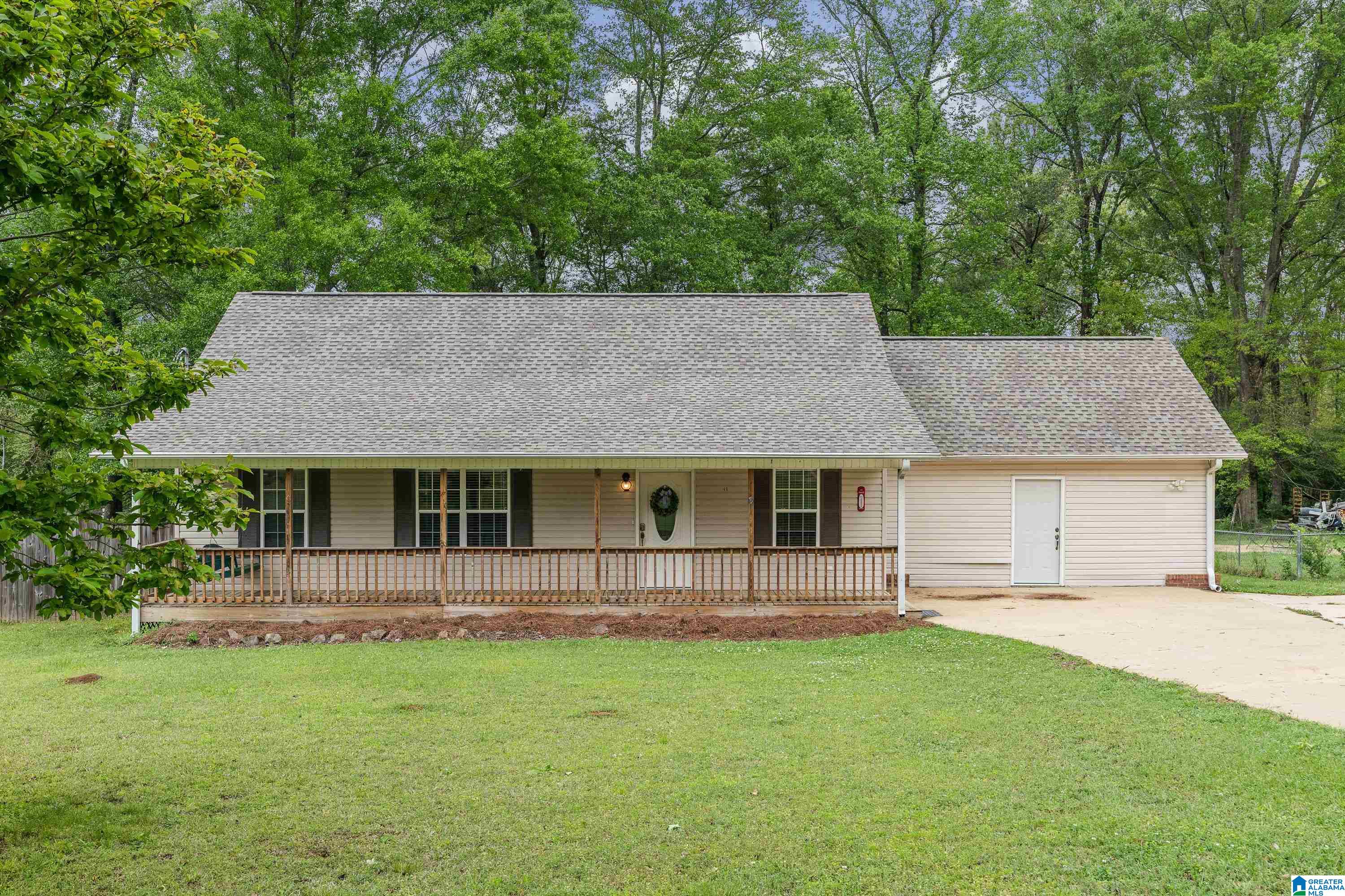 82 Crescent Lane McCalla, AL 35111 - Photo 1 of 36