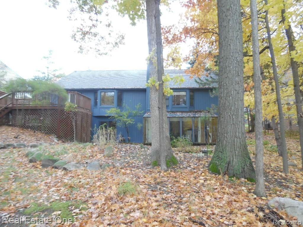 1330 Hathaway Rising Rochester Hills, MI 48306 - Photo 10 of 56