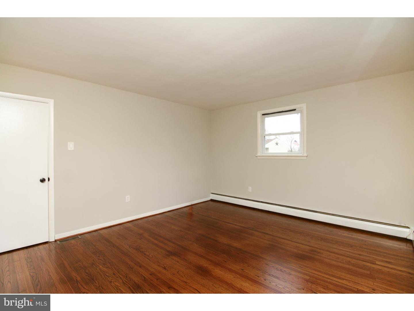 17 Amherst Road Voorhees, NJ 08043 - Photo 15 of 25 Bedroom 4