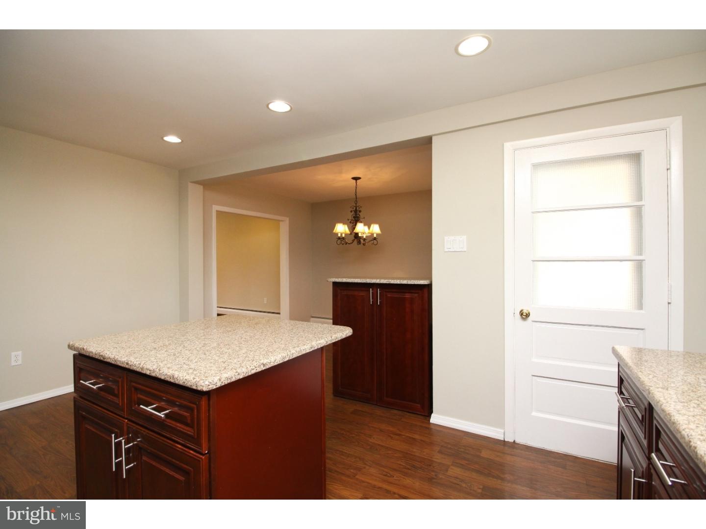 17 Amherst Road Voorhees, NJ 08043 - Photo 10 of 25 Kitchen