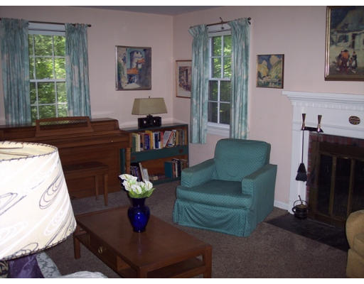 20 Barnesdale Road Natick, MA 01760 - Photo 3 of 8 Gallery Image 3