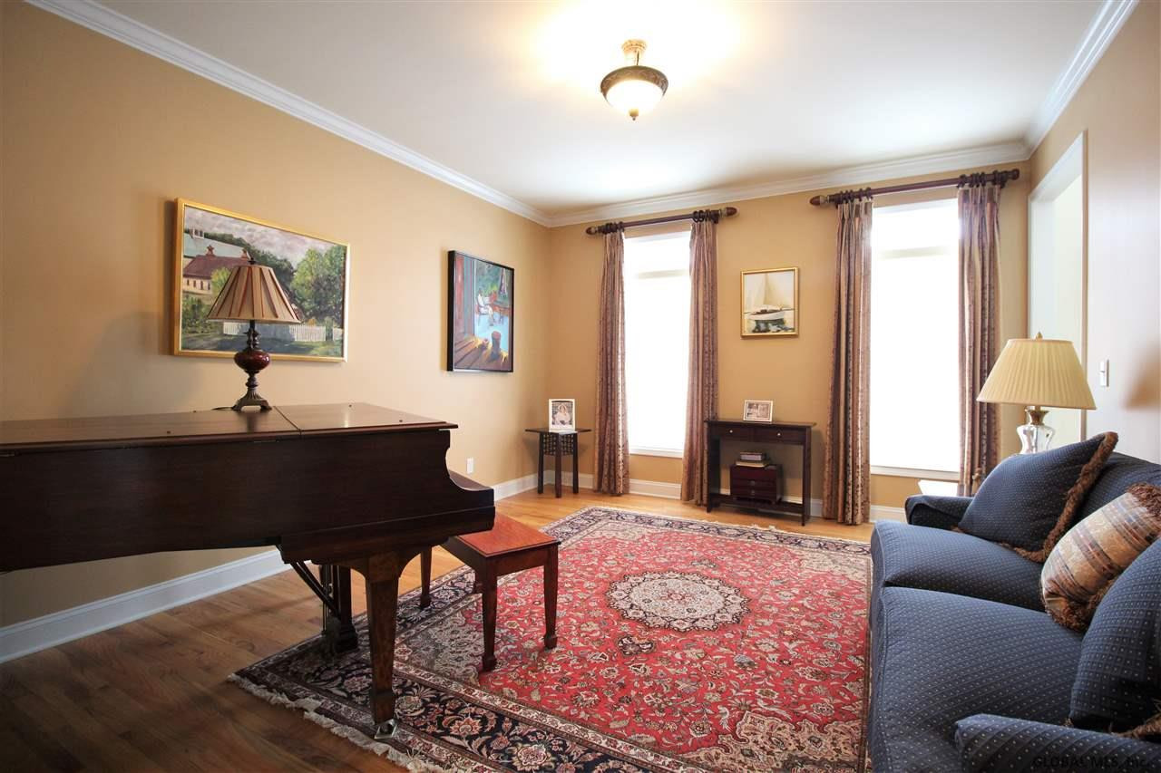 76 Maxwell Road Colonie, NY 12110 - Photo 17 of 38 Photo 17