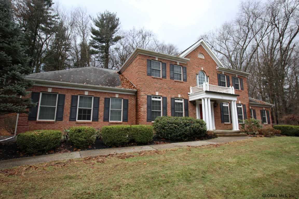 76 Maxwell Road Colonie, NY 12110 - Photo 2 of 38 Photo 2