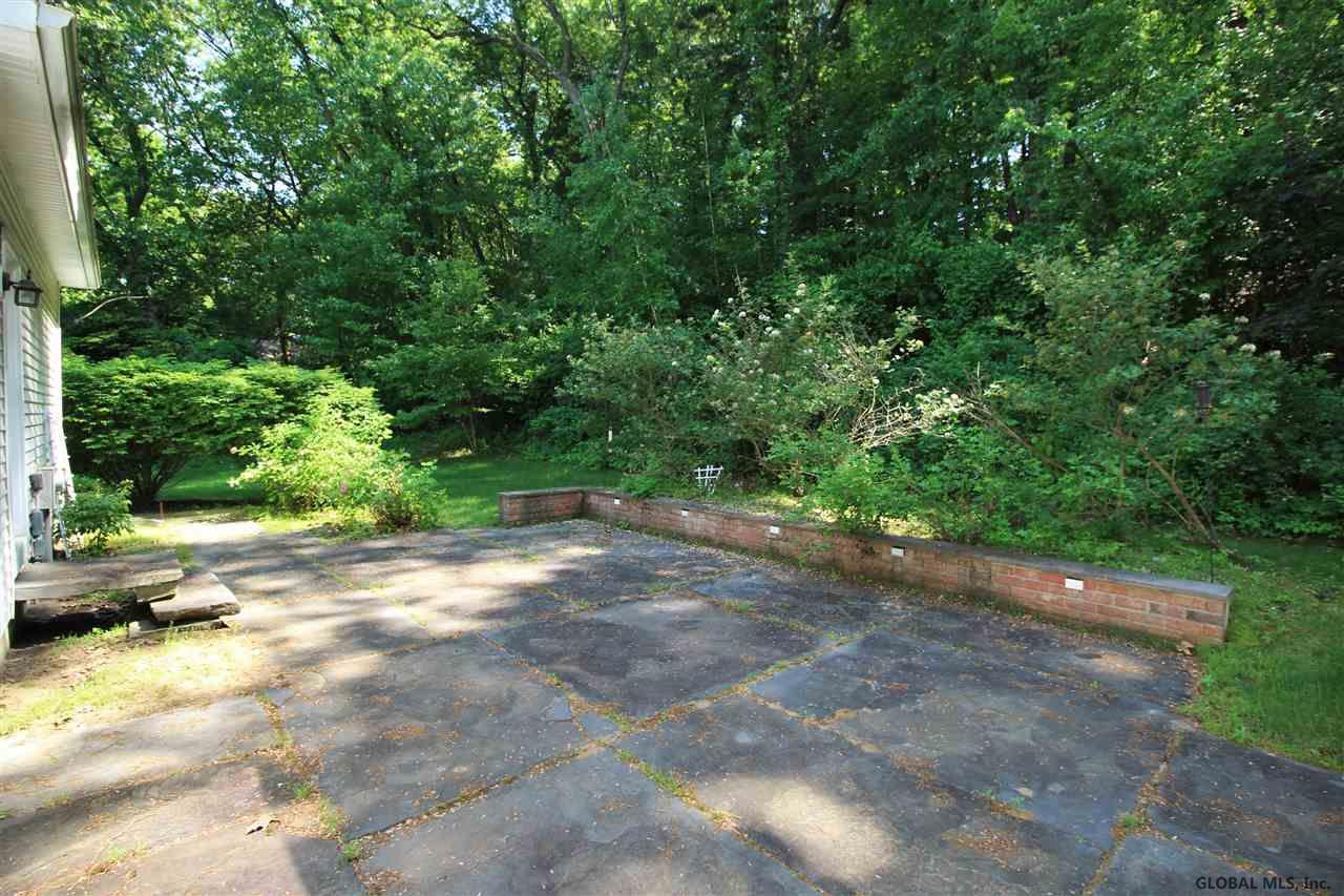 76 Maxwell Road Colonie, NY 12110 - Photo 34 of 38 Photo 34