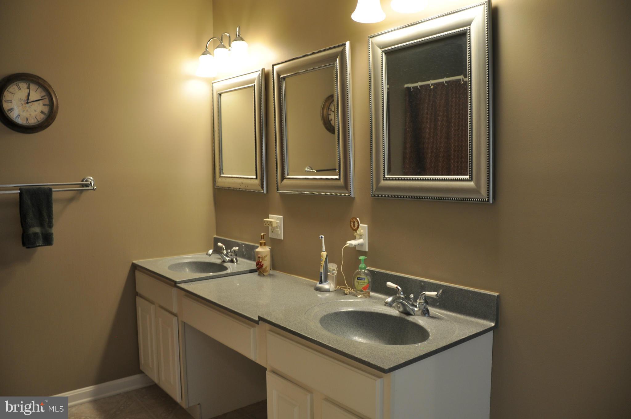 18550 Bauer Road Lexington Park, MD 20653 - Photo 15 of 30 Bath (Master)