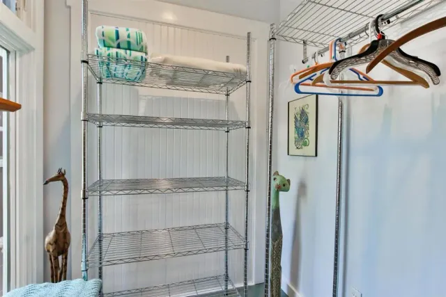 a view of a pathway of a house