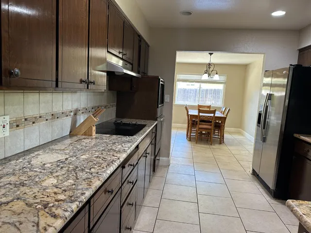 $500,000 | 6284 North Del Mar Avenue, Fresno, CA 93704