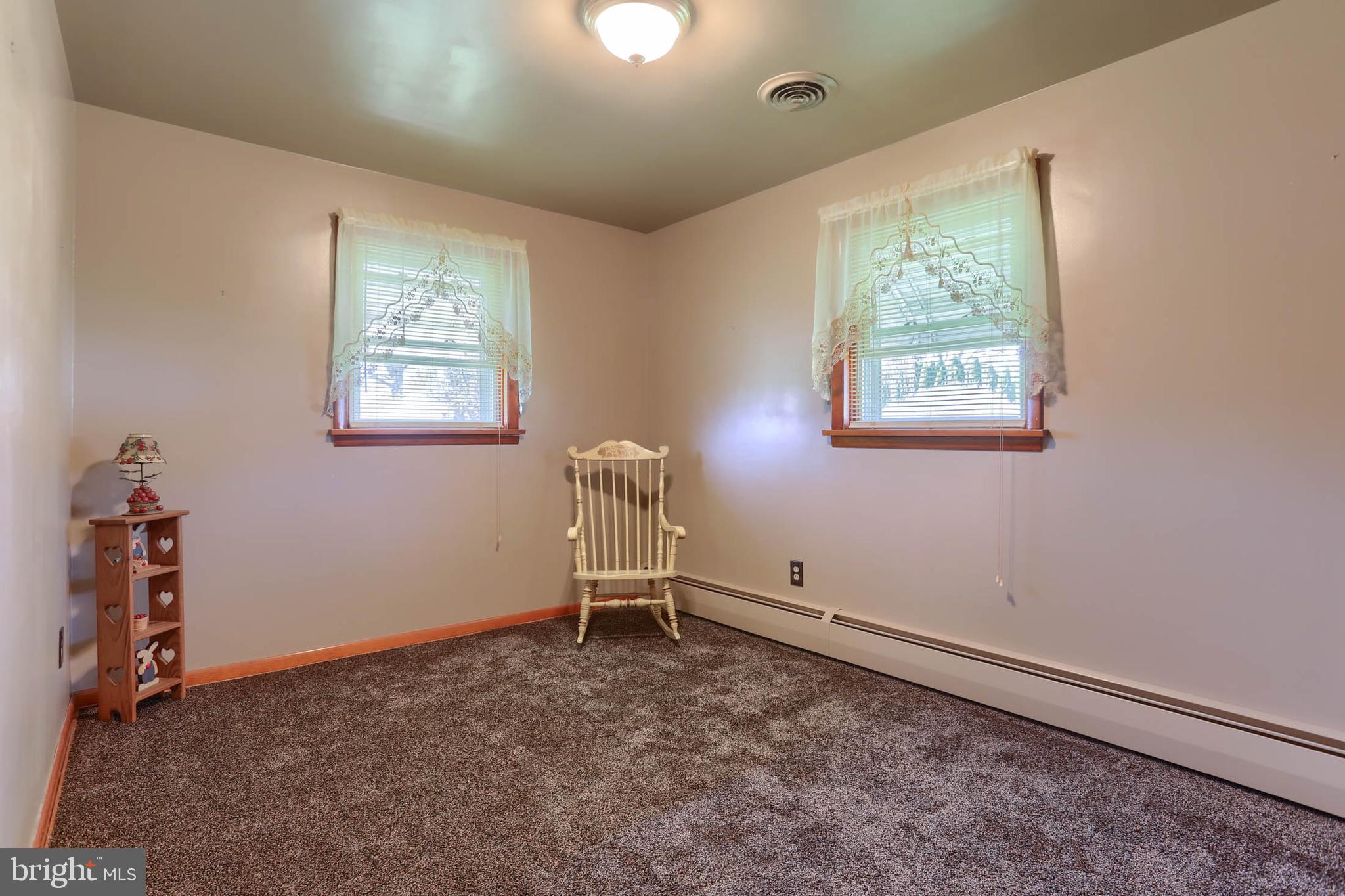 607 East Evergreen Road Lebanon, PA 17042 - Photo 20 of 37 Bedroom #3