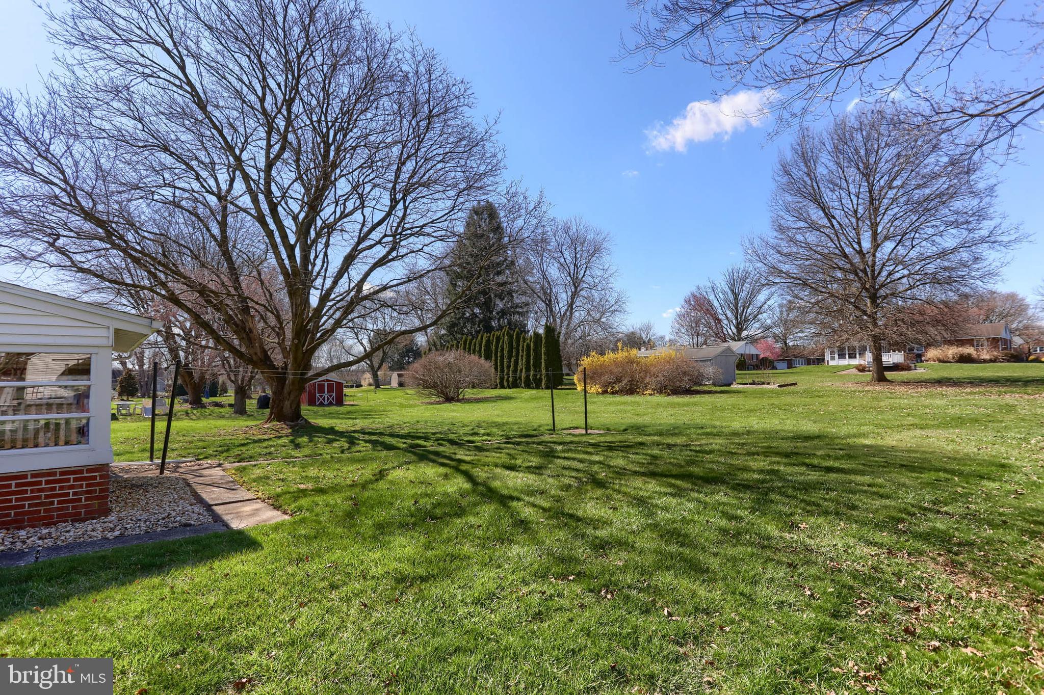 607 East Evergreen Road Lebanon, PA 17042 - Photo 30 of 37 Spacious, level backyard