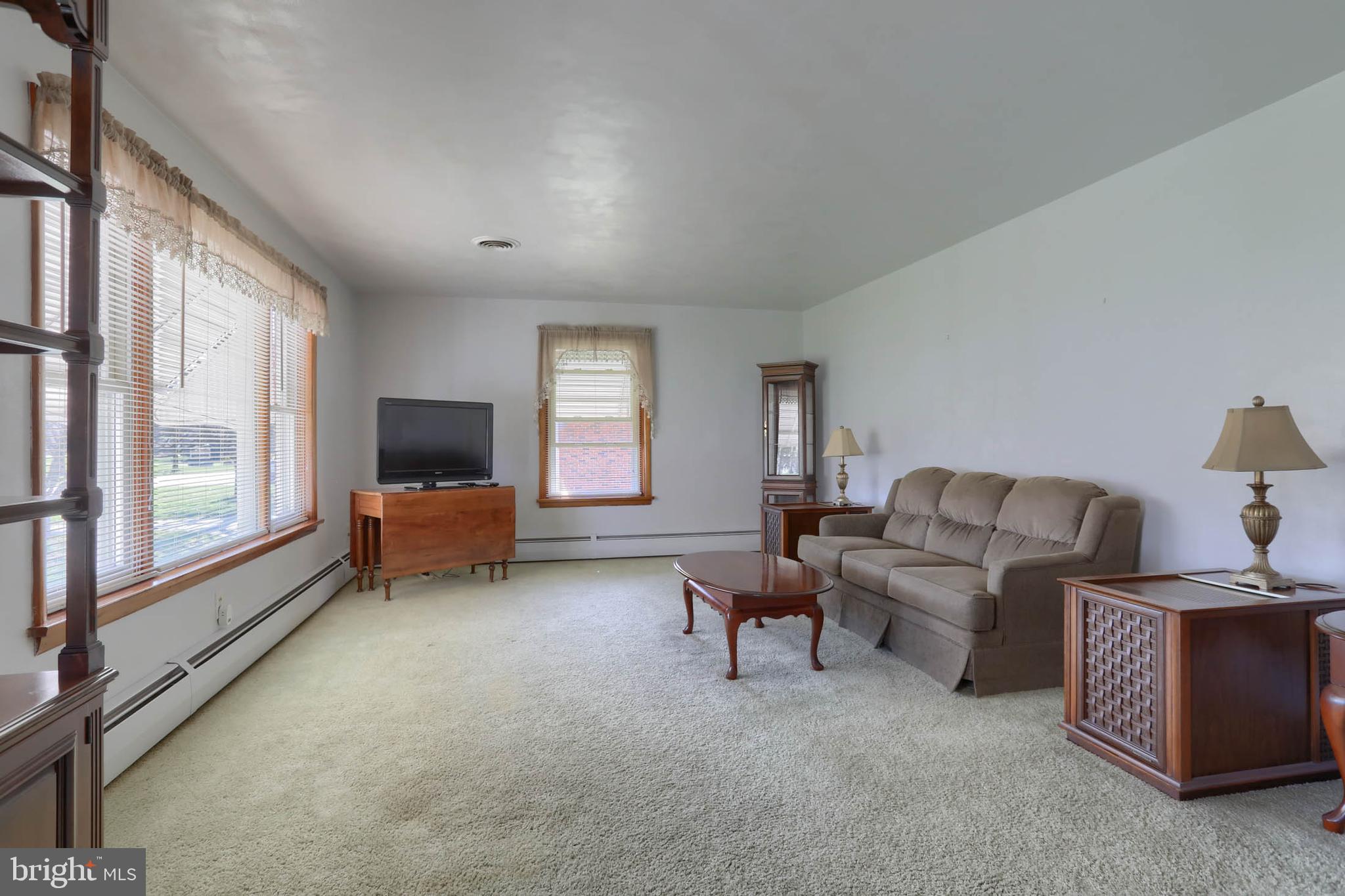 607 East Evergreen Road Lebanon, PA 17042 - Photo 7 of 37 Gallery Image 7