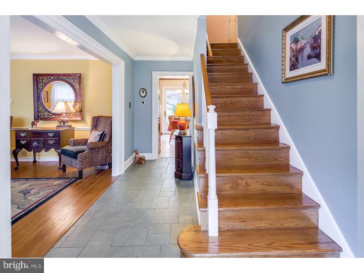 374 Kresson Road Cherry Hill, NJ 08034 - Photo 2 of 25 Gallery Image 2