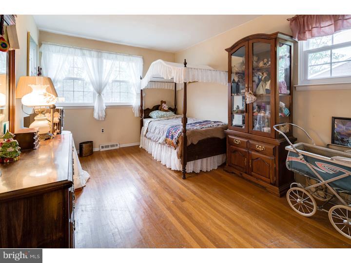 374 Kresson Road Cherry Hill, NJ 08034 - Photo 19 of 25 Gallery Image 19