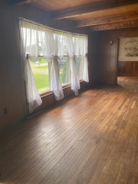 332 Pohlman Road Chillicothe, OH 45601 - Photo 3 of 39 Living Room, Hard wood flooring