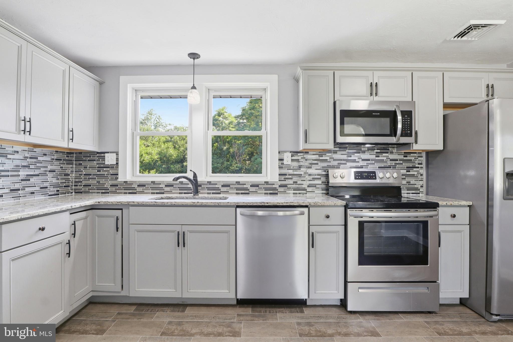 2913 Bull Road York, PA 17404 - Photo 7 of 58 Gallery Image 7