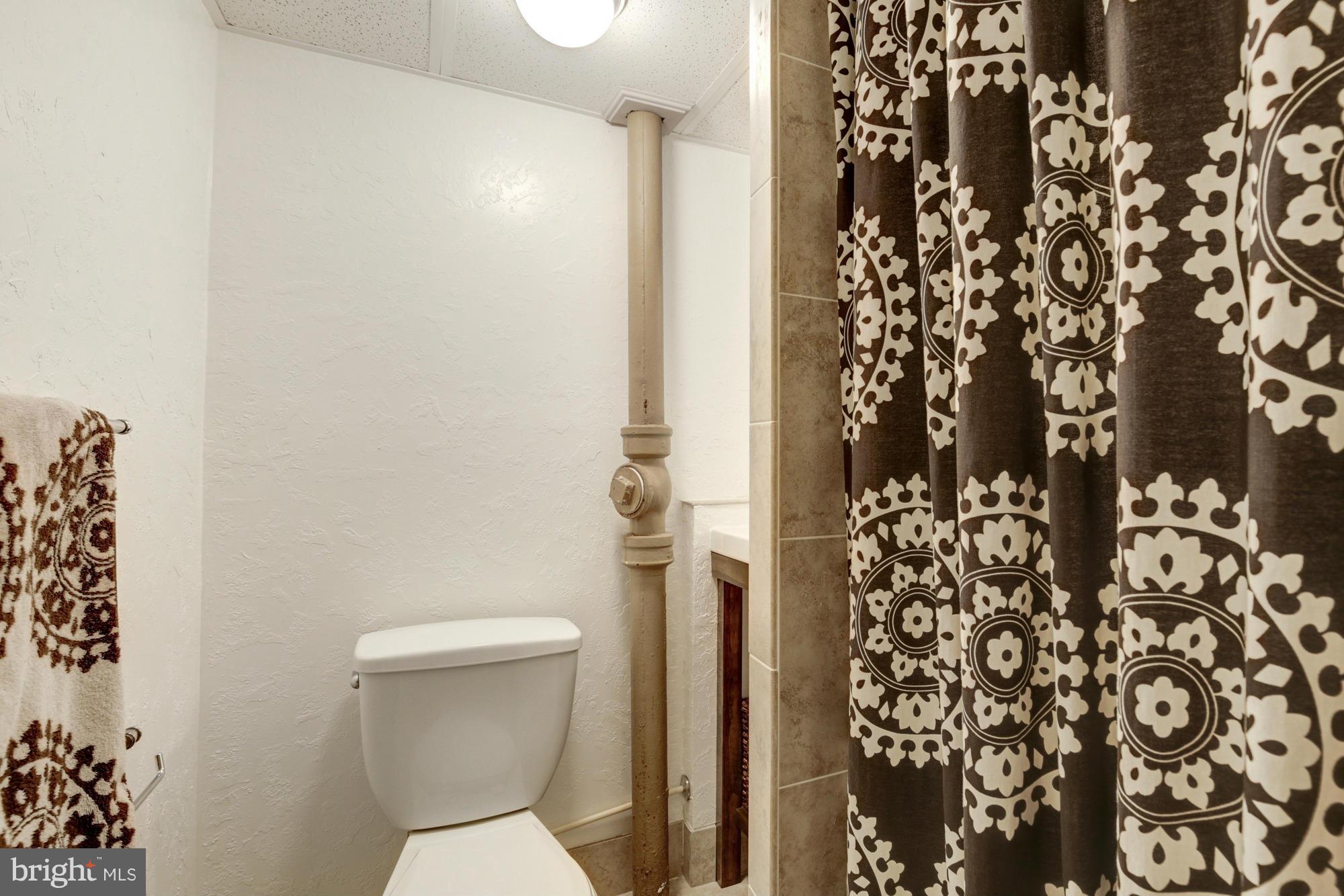 5721 Forest Road Cheverly, MD 20785 - Photo 20 of 30 Bath