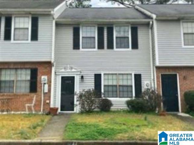 1444 Applegate Drive Alabaster, AL 35007 - Photo 2 of 28