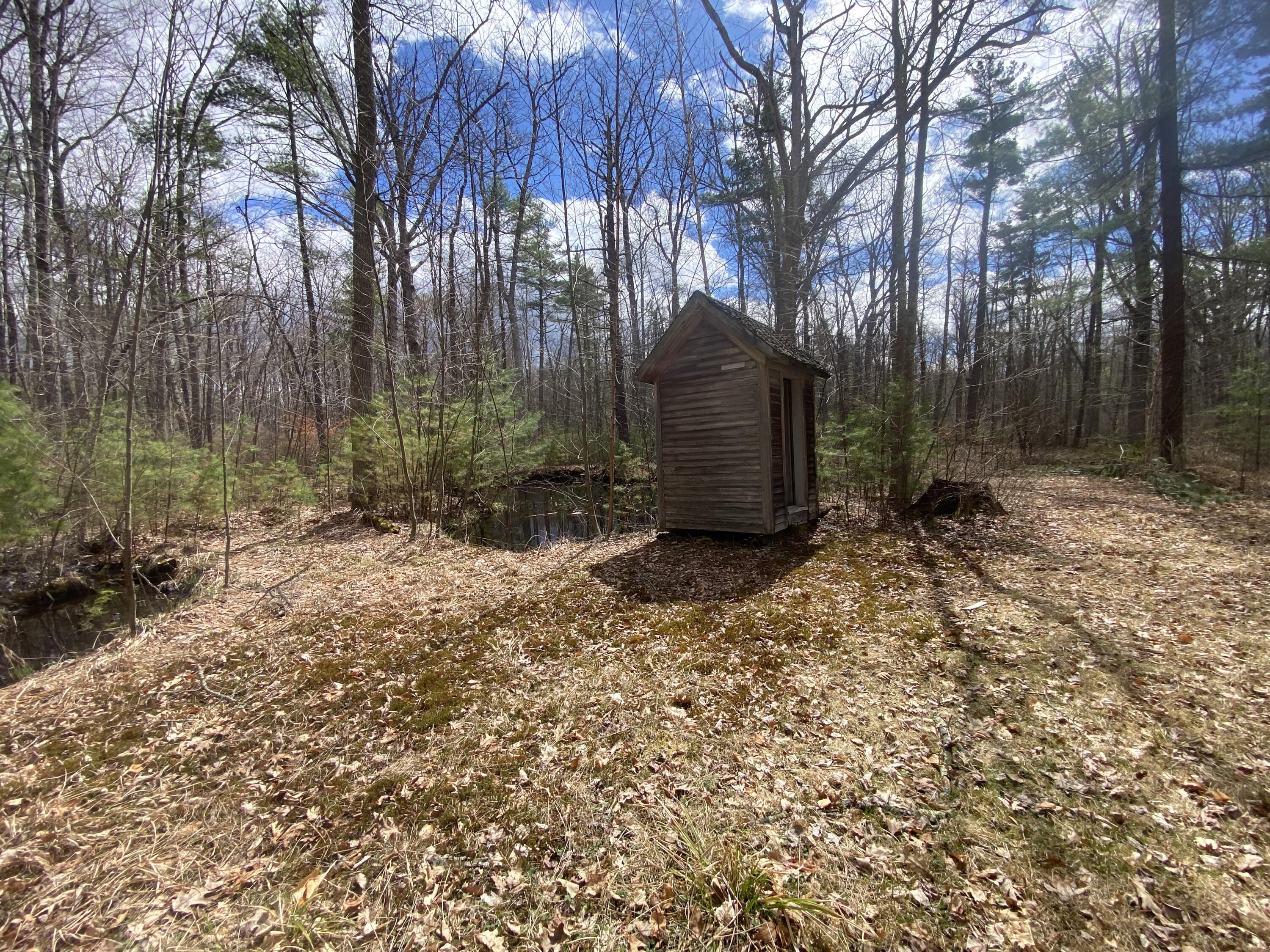 720 River Road Eliot, ME 03903 - Photo 11 of 31 Out house