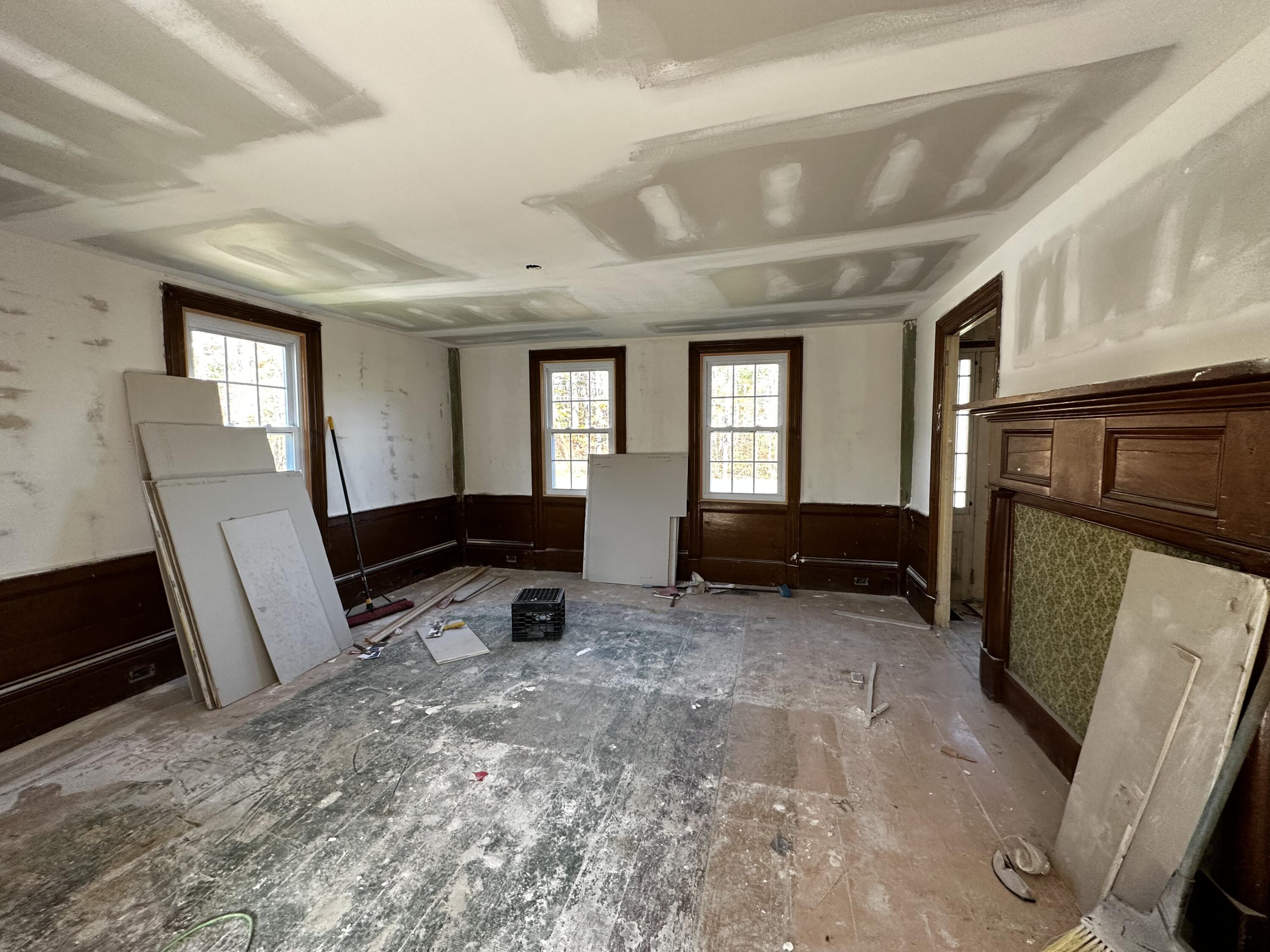 720 River Road Eliot, ME 03903 - Photo 16 of 31 2023-11-06 10.02.48